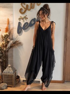Made in Italy Black Tie-Shoulder Silk and Viscose Lightweight Jumpsuit S
